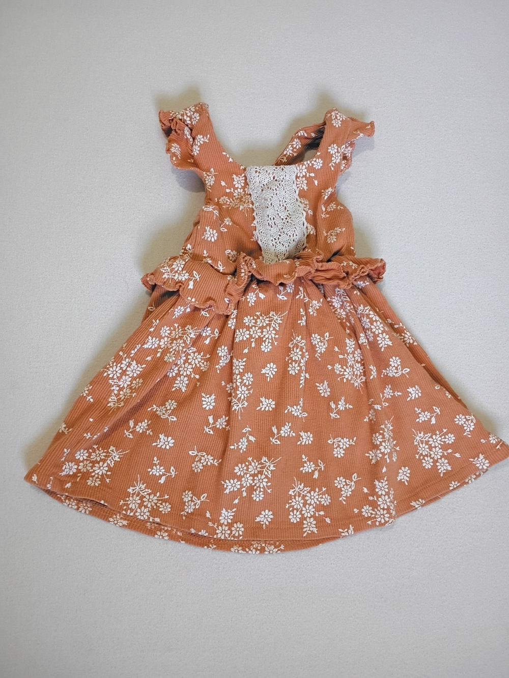 Rachel Zoe Rust Floral Dress with White Lace And Ruffles Cross Back Sz 18 Months
